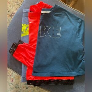 Nike Crop Tops Bundle - Plus Sizes- XL, 1X